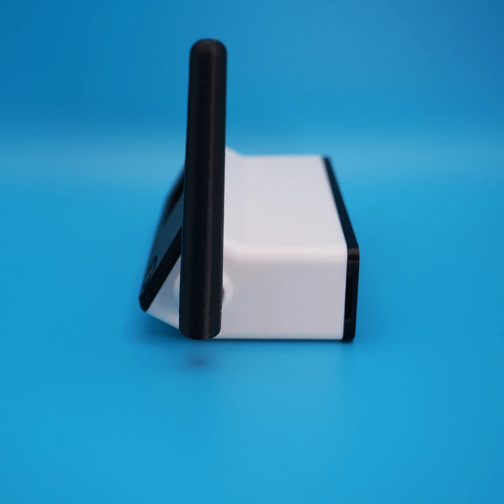 Bender 3D Printable Battery Case for the HeltecV3 and T114 Meshtastic powered LoRA Node (3D PRINT FILES ONLY)