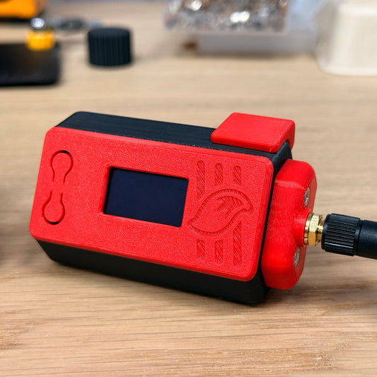 Nibbler2 - Portable MeshCore Meshtastic Node case with SMA Connector or Internal Antenna